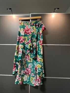 Green Tropical Print High-Low Wrap Maxi Skirt Small